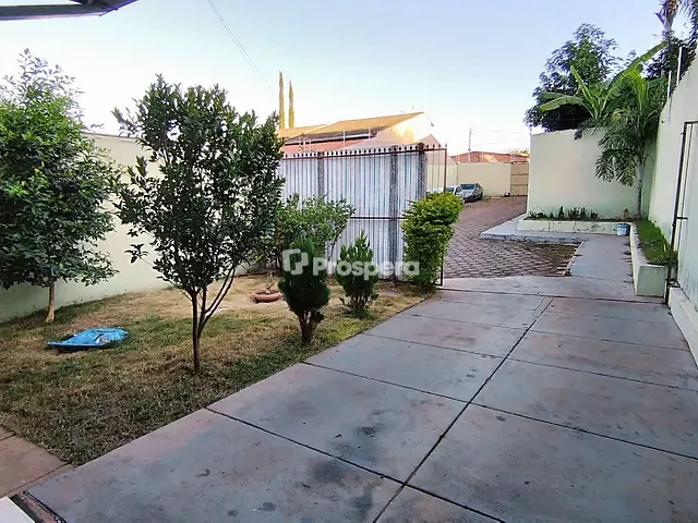Casa com 175m² 3 quartos e 2 banheiros, à venda, no bairro Santos Dumont em Anápolis