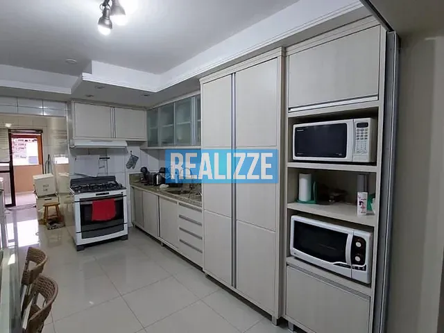 Apartamento com 277m² 3 quartos e 1 banheiro, à venda, no bairro Centro em Marau