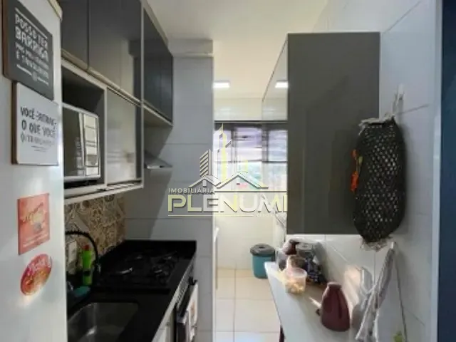 Apartamento 2 quartos e 2 banheiros, à venda, no bairro Jardim Cherveson em Rio Claro