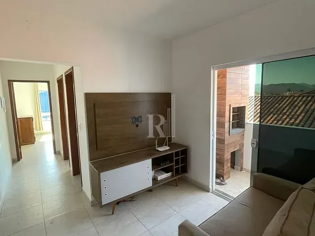 Apartamento 2 quartos e 1 banheiro, à venda ou para alugar, no bairro Universitário em Tijucas