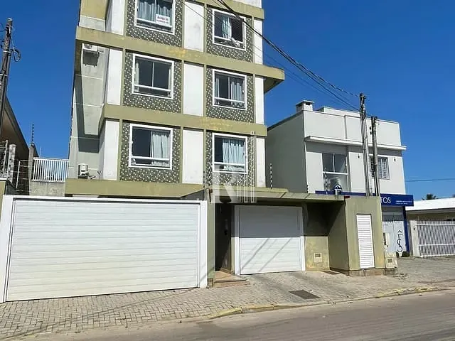 Apartamento 2 quartos e 1 banheiro, à venda ou para alugar, no bairro Universitário em Tijucas