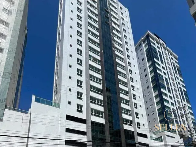Apartamento 4 quartos e 4 banheiros, à venda, no bairro Centro em Balneário Camboriú