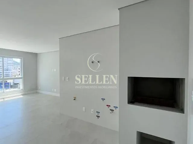 Apartamento 4 quartos e 4 banheiros, à venda, no bairro Centro em Balneário Camboriú