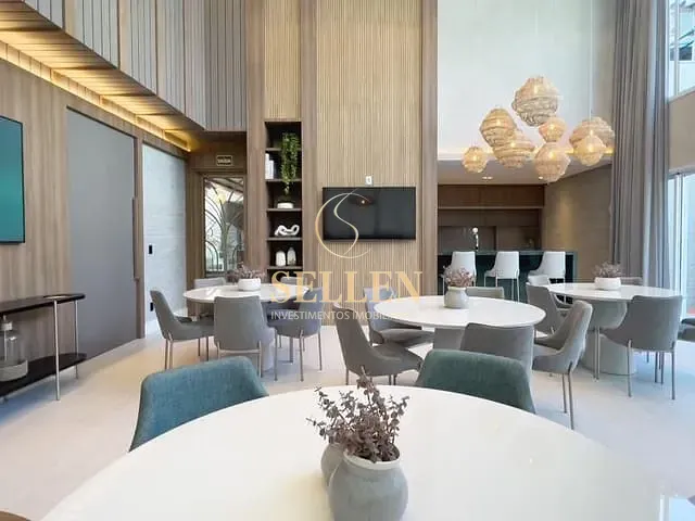 Apartamento 4 quartos e 4 banheiros, à venda, no bairro Centro em Balneário Camboriú
