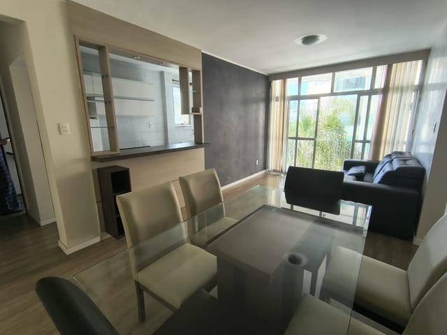 Apartamento com 60m² 2 quartos e 1 banheiro, para alugar, no bairro Abraão em Florianópolis