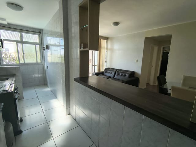 Apartamento com 60m² 2 quartos e 1 banheiro, para alugar, no bairro Abraão em Florianópolis