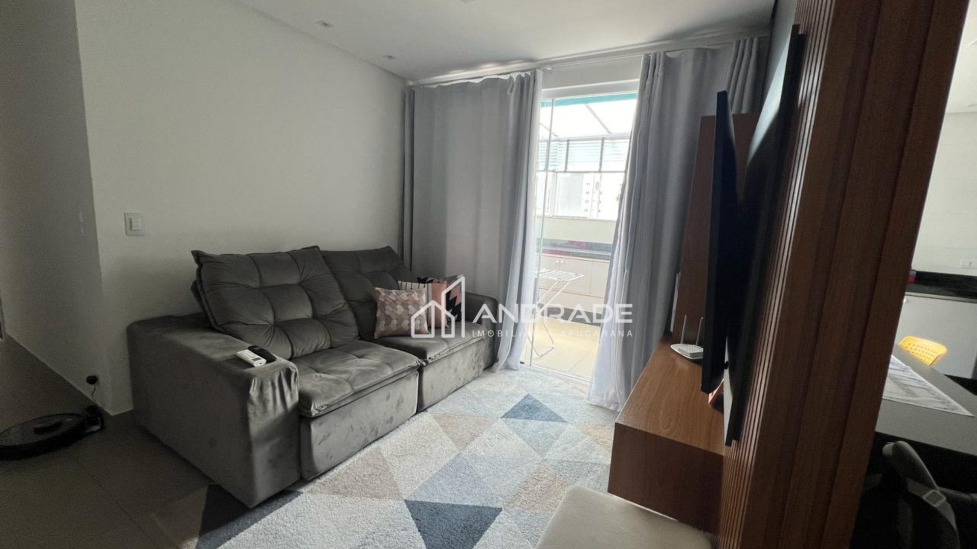 Apartamento à venda com 2 quartos, 125m² - Foto 4