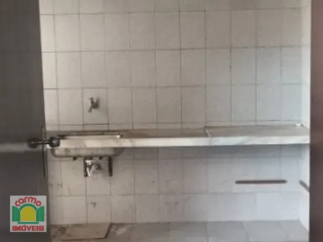 Apartamento 3 quartos e 2 banheiros, para alugar, no bairro Cidade Jardim em Anápolis