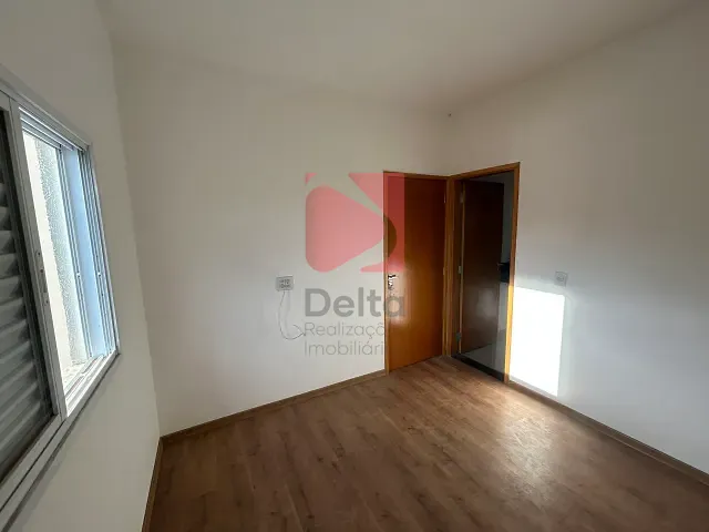 Apartamento com 75m² 2 quartos e 1 banheiro, à venda, no bairro Vila Guimarães em Pirassununga