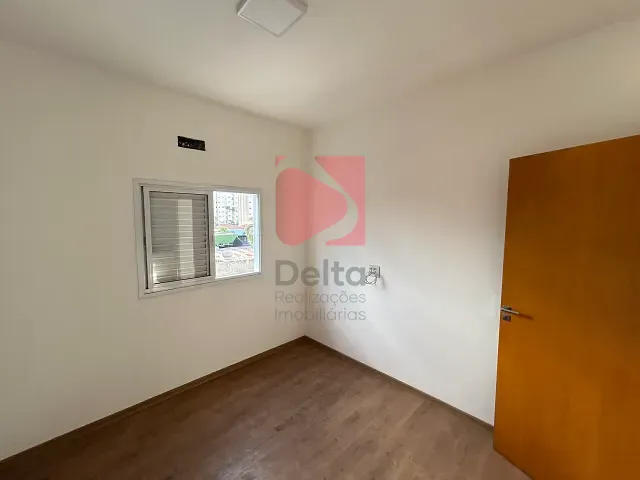 Apartamento com 75m² 2 quartos e 1 banheiro, à venda, no bairro Vila Guimarães em Pirassununga