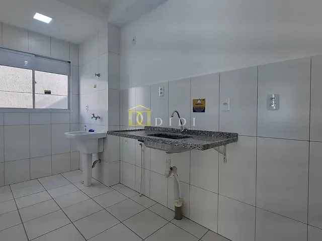 Apartamento 2 quartos e 1 banheiro, para alugar, no bairro Avecuia do Alto em Porto Feliz