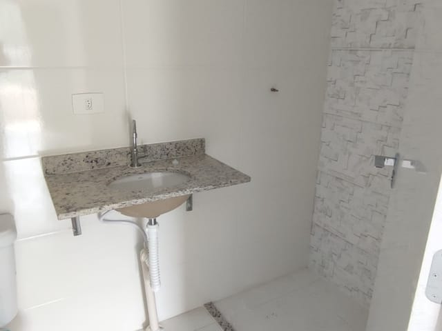 Apartamento com 79m² 2 quartos e 2 banheiros, à venda, no bairro Centro em Mongaguá