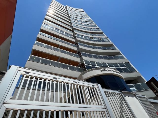 Apartamento com 282m² 4 quartos e 2 banheiros, à venda, no bairro Centro em Tatuí