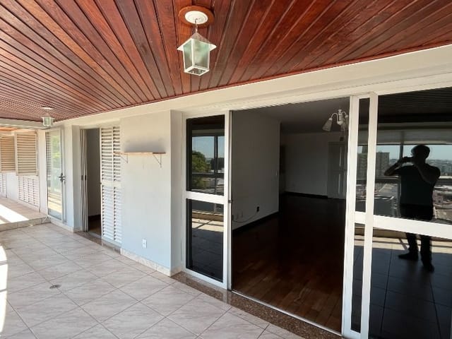 Apartamento com 282m² 4 quartos e 2 banheiros, à venda, no bairro Centro em Tatuí