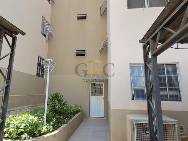 Apartamento com 980m² 2 quartos e 1 banheiro, à venda, no bairro Jardim Guadalajara em Sorocaba