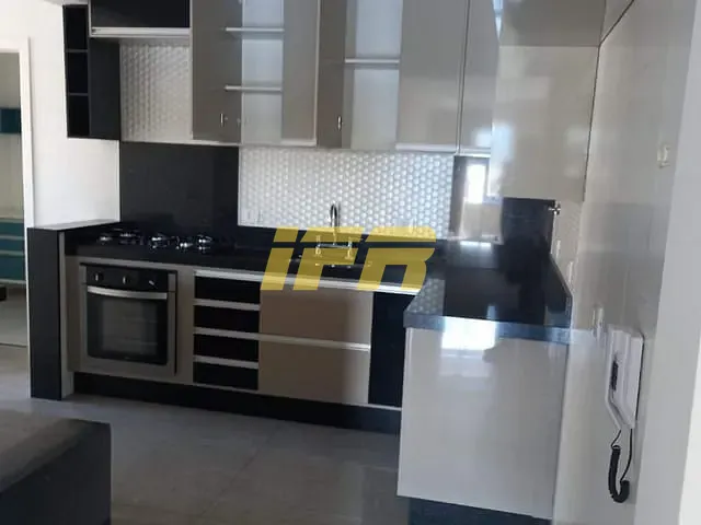 Apartamento 3 quartos e 3 banheiros, à venda ou para alugar, no bairro Centro em Taubaté