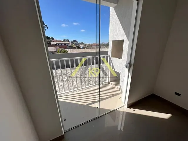 Apartamento com 81m² 2 quartos e 1 banheiro, à venda, no bairro Das Graças em Colombo