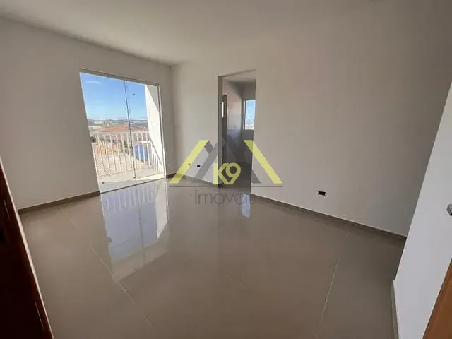 Apartamento com 81m² 2 quartos e 1 banheiro, à venda, no bairro Das Graças em Colombo