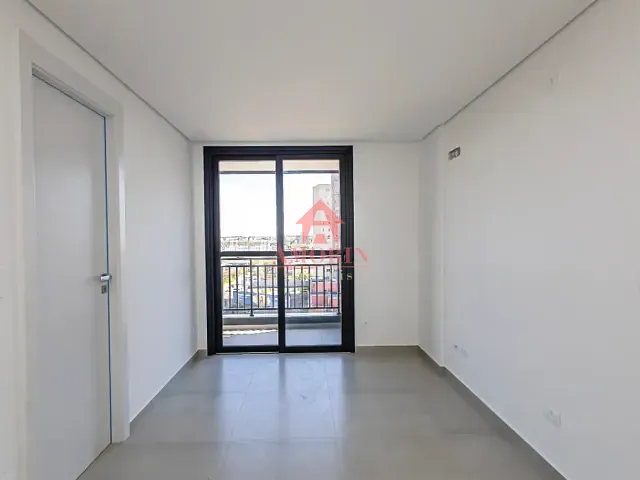 Apartamento com 44m² 1 quarto e 1 banheiro, para alugar, no bairro Portão em Curitiba