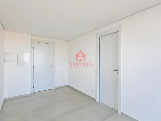 Apartamento com 44m² 1 quarto e 1 banheiro, para alugar, no bairro Portão em Curitiba