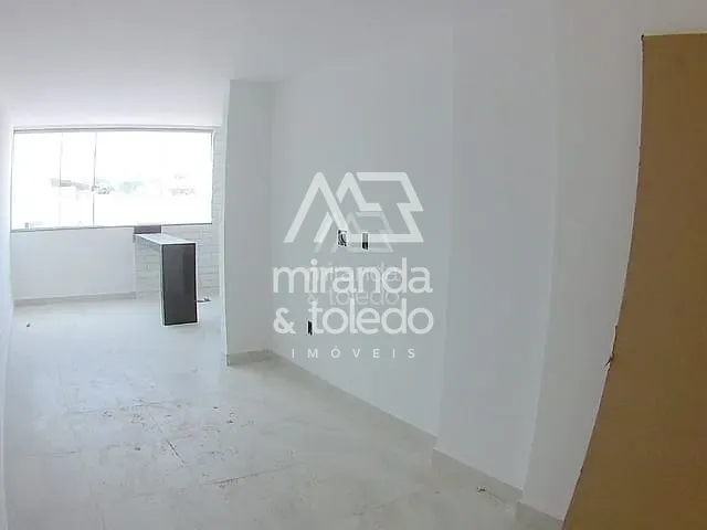 Apartamento com 78m² 2 quartos e 3 banheiros, à venda, no bairro Praia do Morro em Guarapari