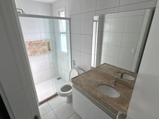 Apartamento 2 quartos e 3 banheiros, para alugar, no bairro Engenheiro Luciano Cavalcante em Fortaleza