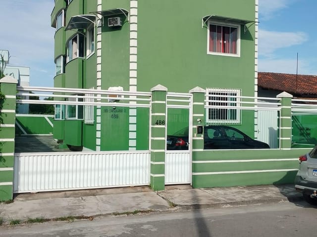 Apartamento 2 quartos e 1 banheiro, à venda, no bairro Cidade Praiana em Rio das Ostras