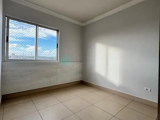 Apartamento 3 quartos e 2 banheiros, para alugar, no bairro Setor Central em Catalão
