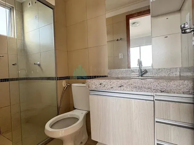 Apartamento 3 quartos e 2 banheiros, para alugar, no bairro Setor Central em Catalão