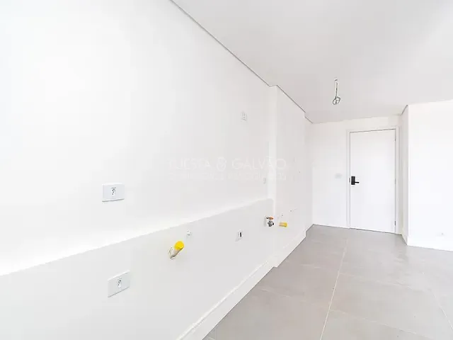 Apartamento com 81m² 3 quartos e 2 banheiros, à venda, no bairro Cristo Rei em Curitiba