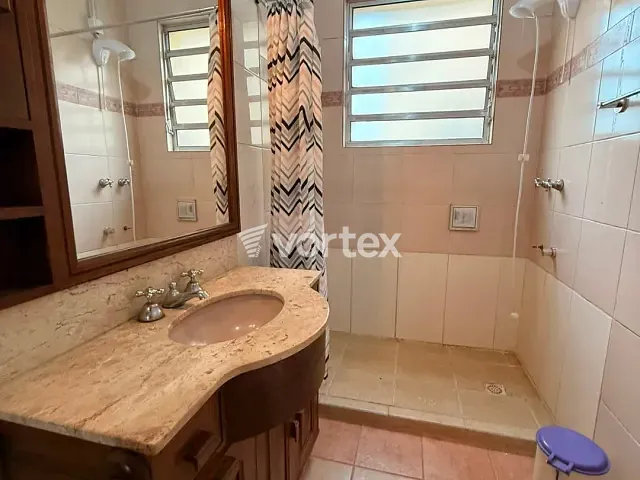 Apartamento 3 quartos e 3 banheiros, para alugar, no bairro Centro em Uruguaiana