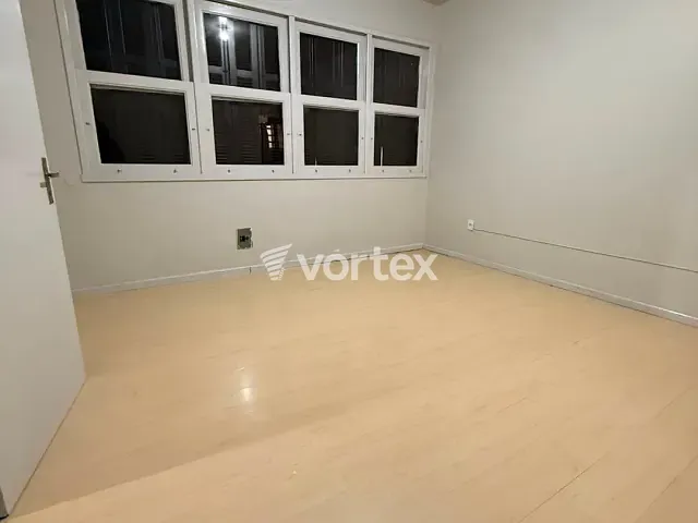 Apartamento 3 quartos e 3 banheiros, para alugar, no bairro Centro em Uruguaiana