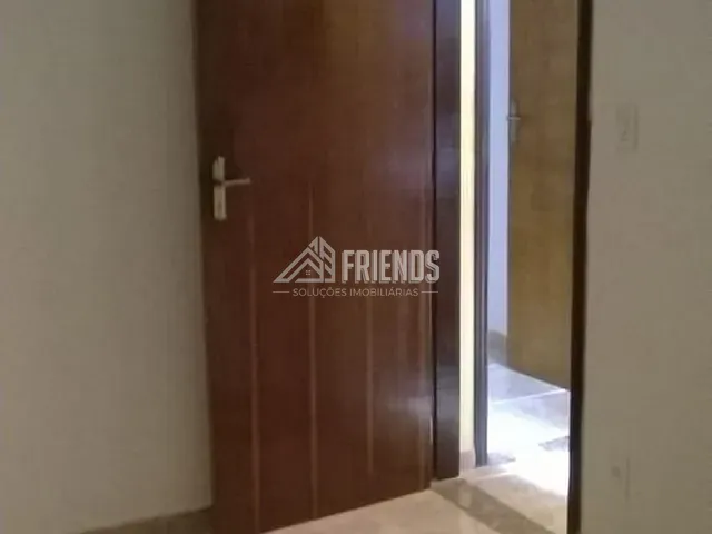 Apartamento com 52m² 2 quartos e 1 banheiro, à venda, no bairro Vila Perracini em Poá
