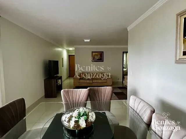 Apartamento com 125m² 3 quartos e 2 banheiros, à venda, no bairro Zona 01 em Maringá