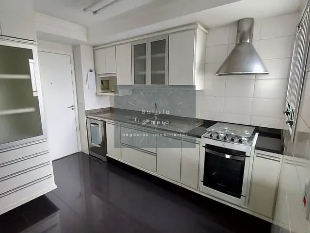 Apartamento com 176m² 3 quartos e 4 banheiros, à venda, no bairro Vila Suzana em São Paulo