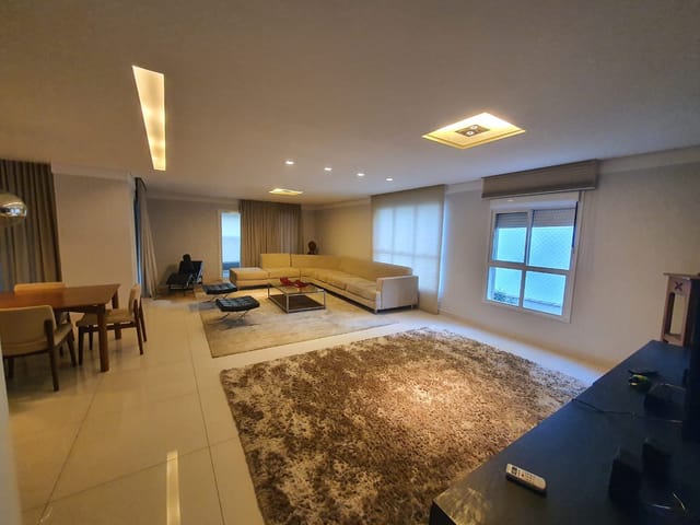 Apartamento no Ed. Boulevard des Roses para Venda ou Locação