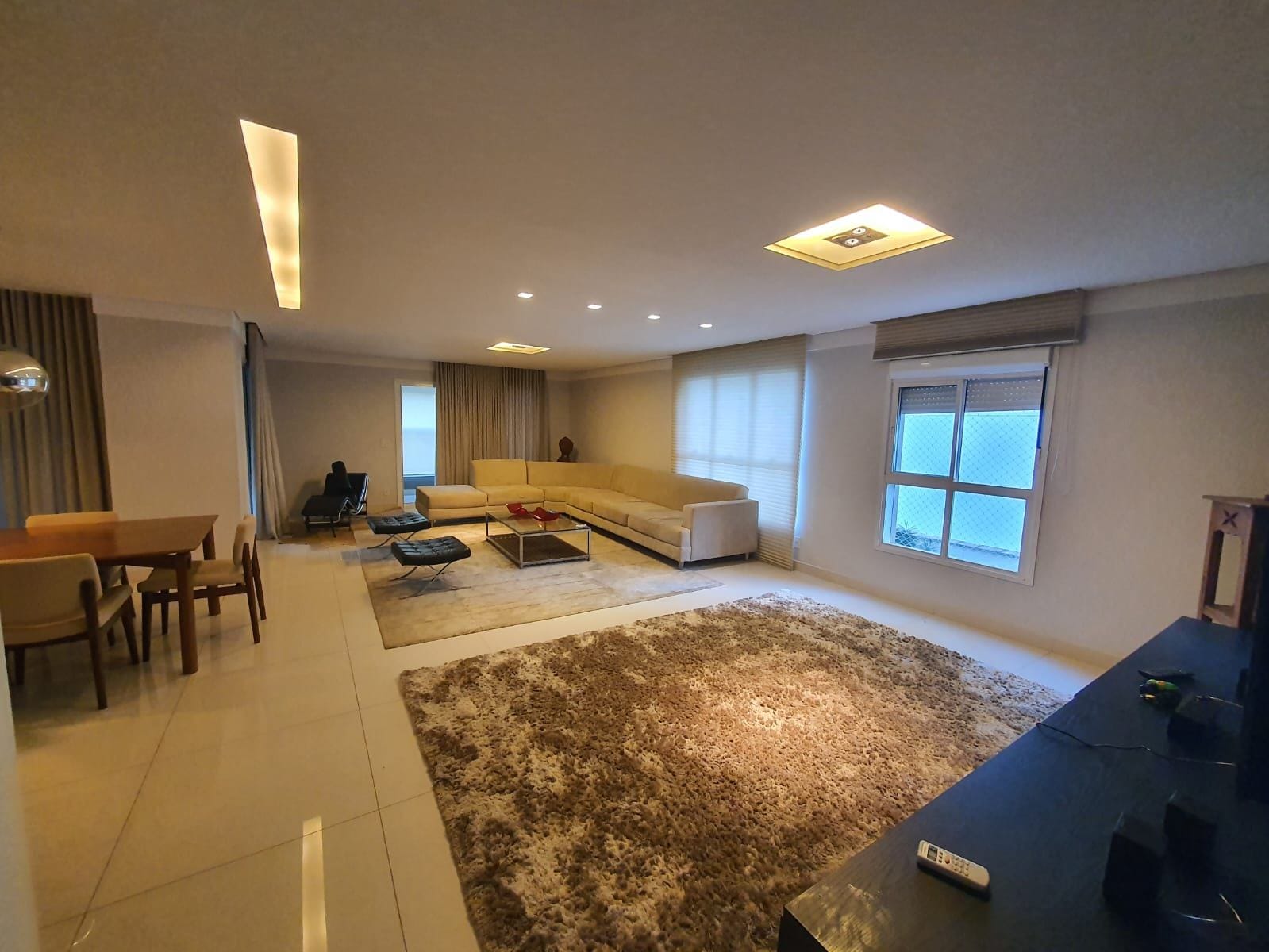 Apartamento no Ed. Boulevard des Roses para Venda ou Locação