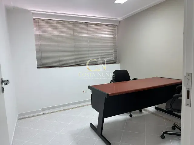 Sala para alugar, no bairro Santa Cecília em São Paulo