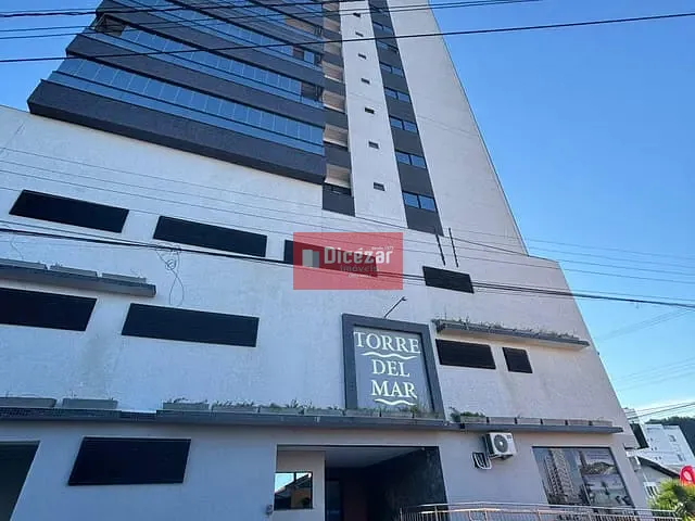 Apartamento 3 quartos e 3 banheiros, à venda, no bairro Centro - Quilombo em Penha