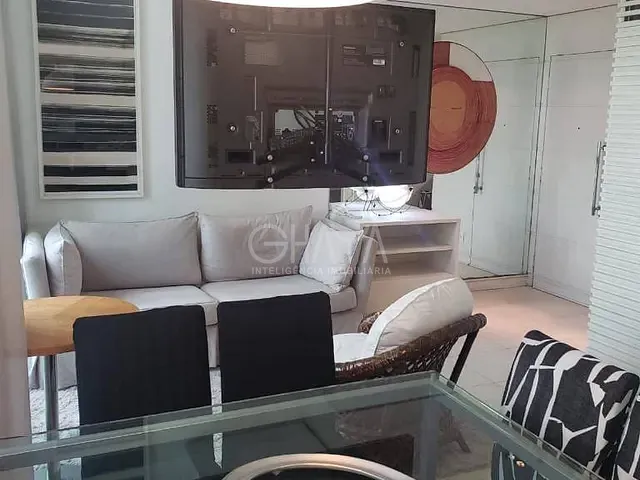 Apartamento 2 quartos e 2 banheiros, à venda, no bairro Moema em São Paulo
