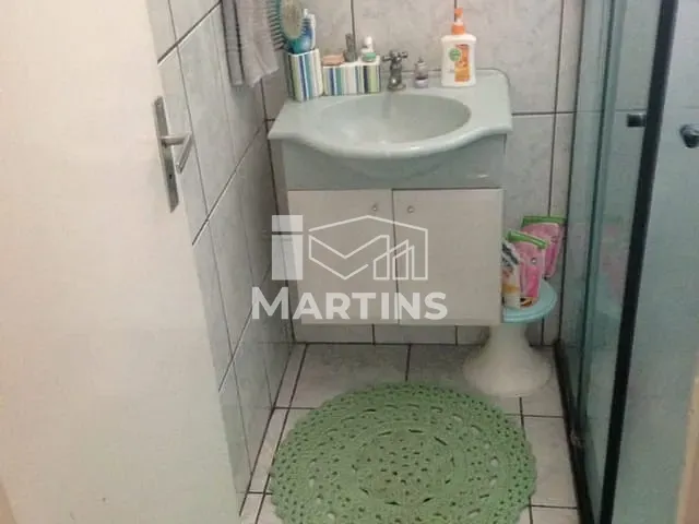 Apartamento 2 quartos e 1 banheiro, à venda, no bairro Jardim Marina em Embu das Artes