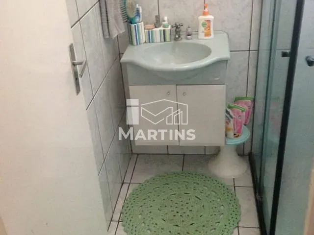 Apartamento 2 quartos e 1 banheiro, à venda, no bairro Jardim Marina em Embu das Artes