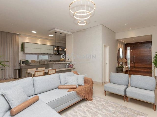 Casa com 540m² 3 quartos e 4 banheiros, à venda, no bairro Parque Residencial Alcântara em Londrina