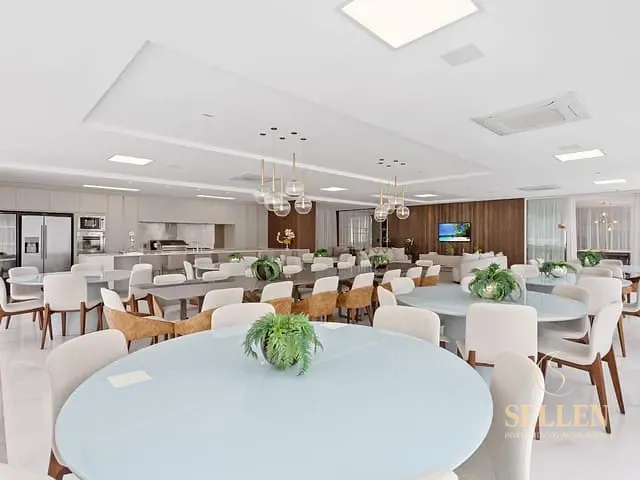 Apartamento 3 quartos e 4 banheiros, à venda, no bairro Centro em Balneário Camboriú