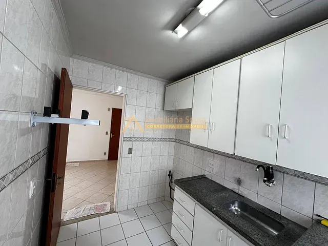 Apartamento com 69m² 3 quartos e 2 banheiros, para alugar, no bairro Vila Progresso em Jundiaí