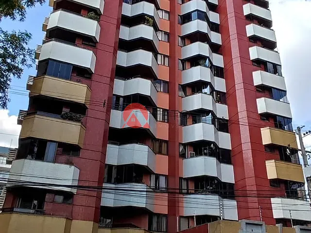 Apartamento 3 quartos e 2 banheiros, à venda, no bairro Zona 07 em Maringá