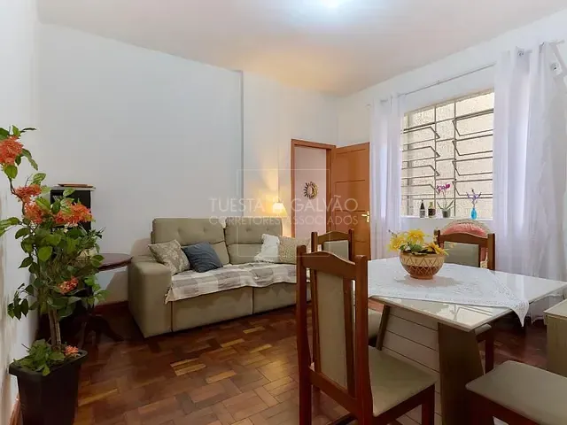 Apartamento com 75m² 2 quartos e 1 banheiro, à venda, no bairro Centro em Curitiba