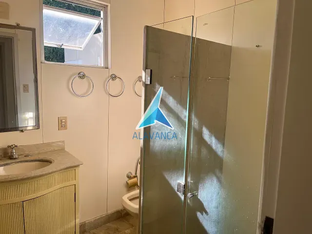 Apartamento com 100m² 2 quartos e 1 banheiro, para alugar, no bairro Ilha dos Araújos em Governador Valadares
