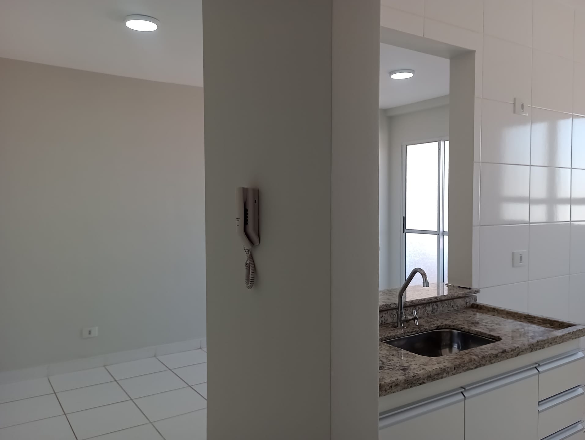 Apartamento para alugar com 2 quartos, 55m² - Foto 15