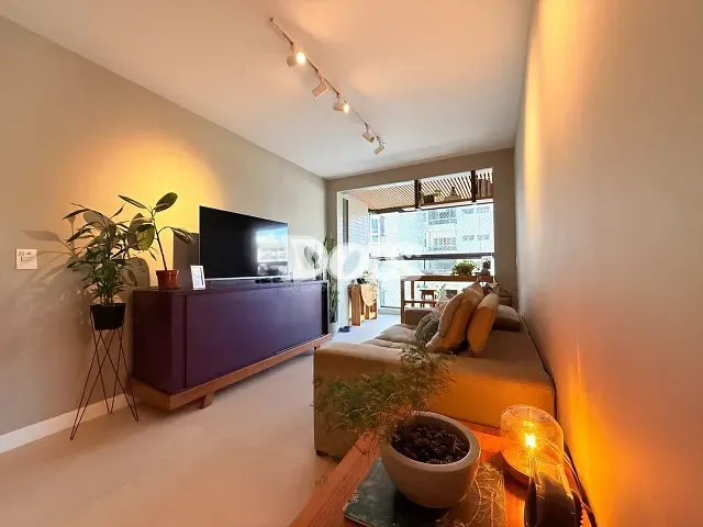 Apartamento 3 quartos e 3 banheiros, à venda, no bairro Santa Lúcia em Vitória